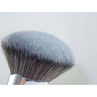 Cọ tán phấn kem ELF Ultimate Blending Brush