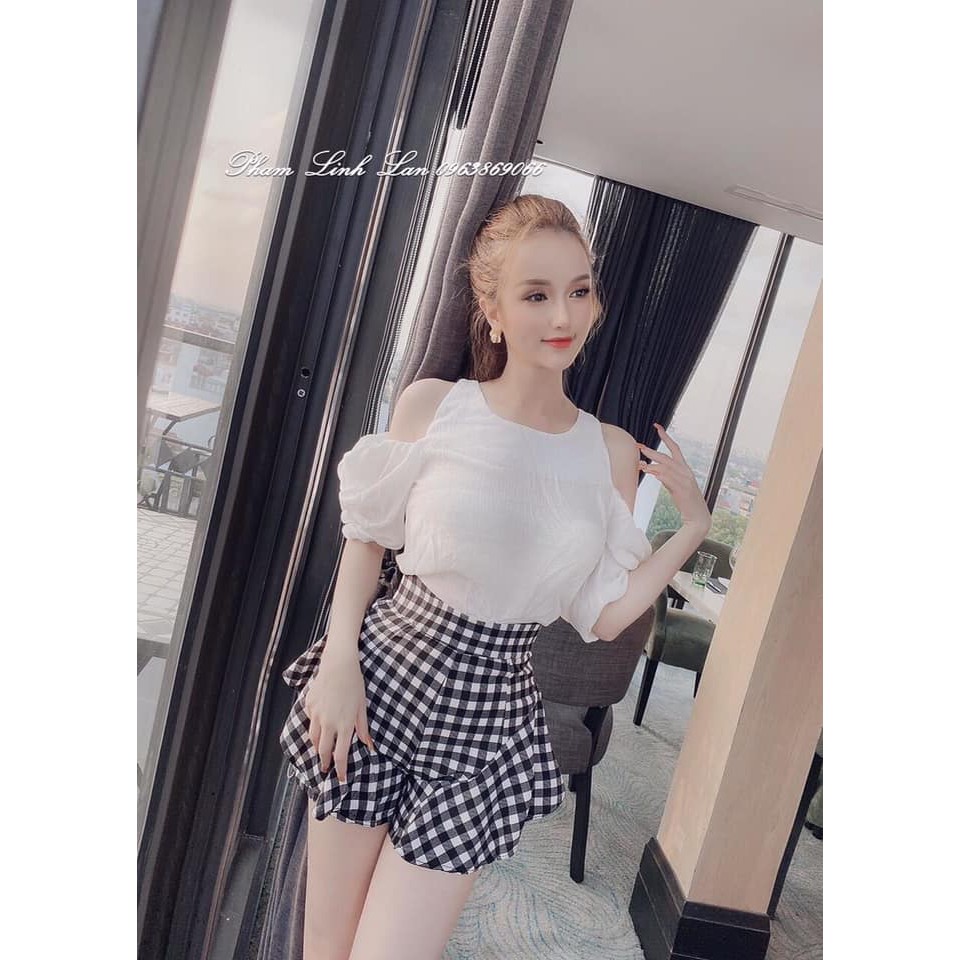 Set áo hở vai x chân váy caro