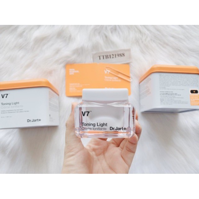 Kem V7 Toning Light Dr.Jart+ KEM DƯỠNG TRẮNG VÀ TÁI TẠO DA V7 TONING LIGHT 50ml | BigBuy360 - bigbuy360.vn