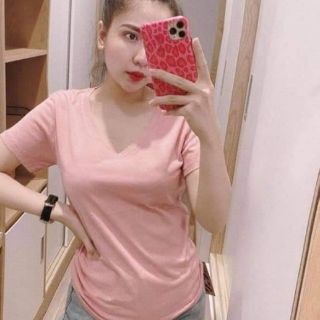 Áo phông nữ cổ tim