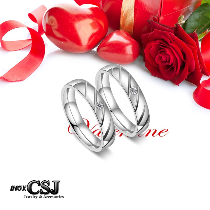 02 chiếc nhẫn cặp đôi tình nhân inox cao cấp sọc xéo kết hợp đính xoàn đẹp, không đen - tặng hộp đựng xinh xắn