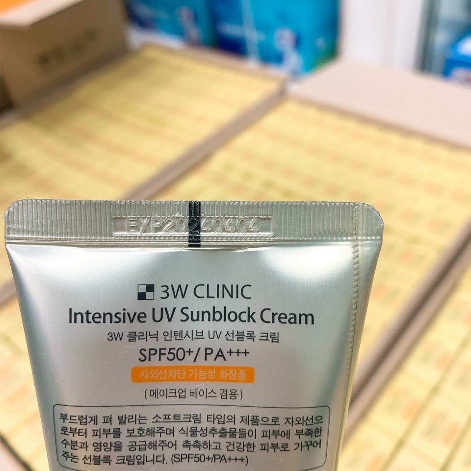 Kem chống nắng 3W Clinic Intensive Uv Sunblock Cream Spf50+ Pa+++ Hàn Quốc