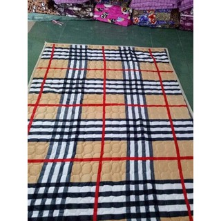 Thảm trải giường M6