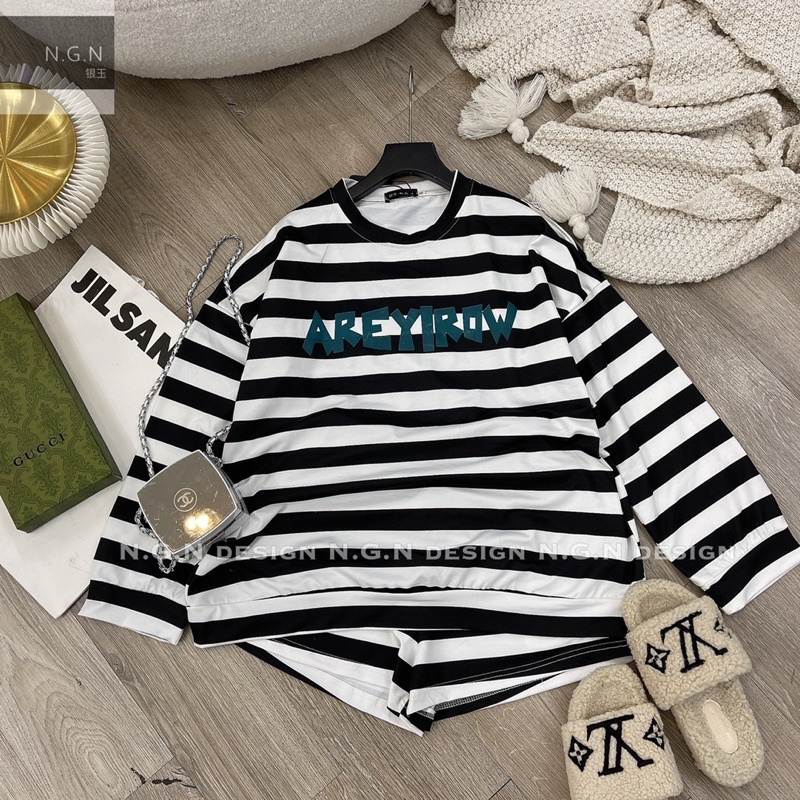 Sét kẻ đen trắng da cá