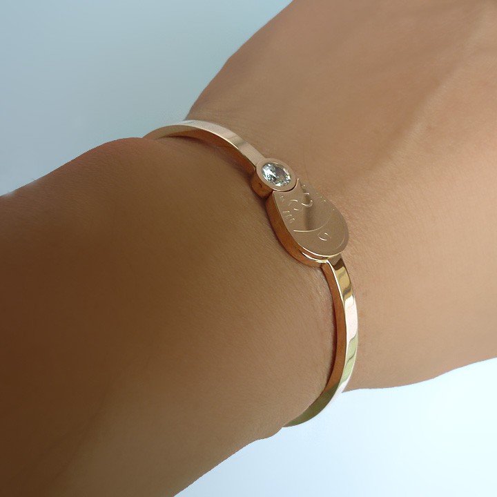 Vòng tay mèo may mắn