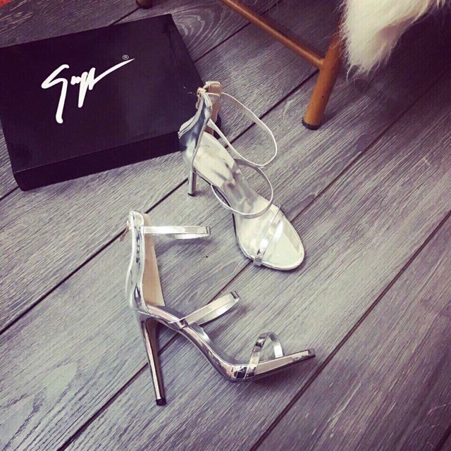 🆘 CG Quai Mảnh Zanotti 11p. Fullbox