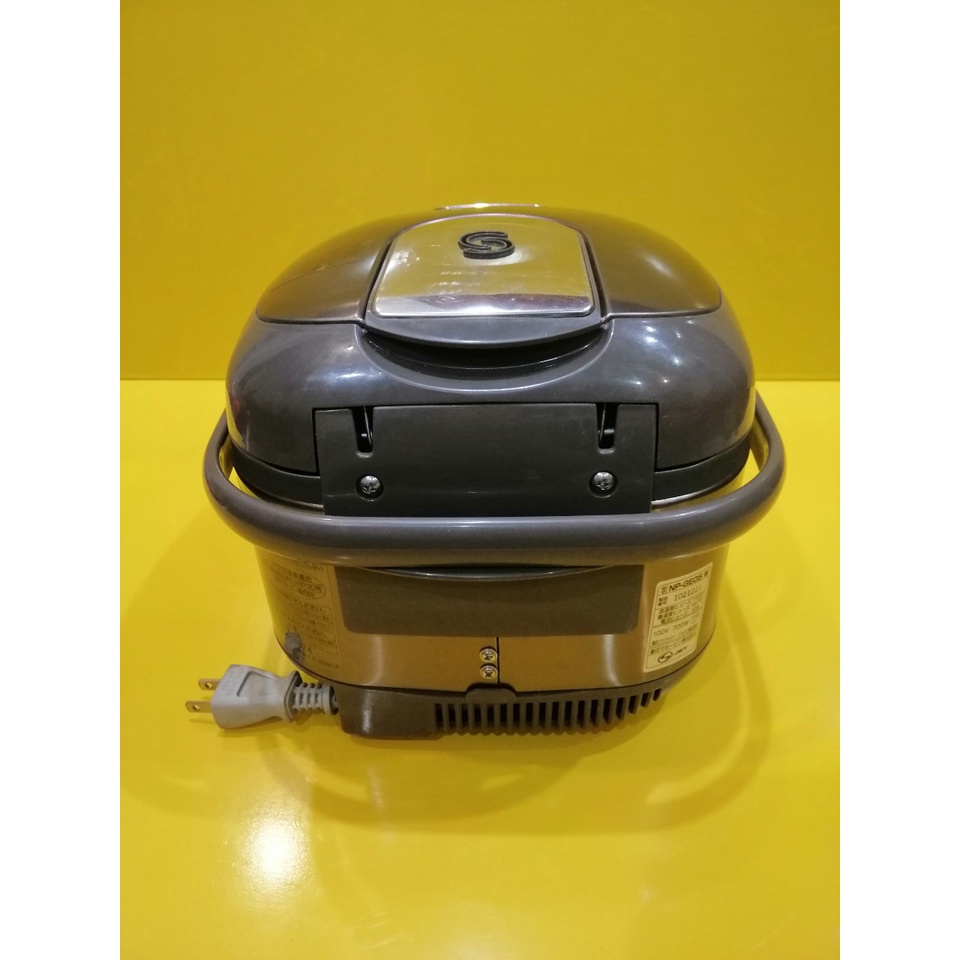 Nồi cơm nội địa Nhật cao tần (IH) Zojirushi NP-GE05 (0.54L) (1021221)