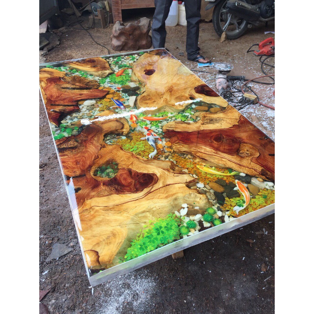 Bàn  gỗ epoxy resin vẽ cửu ngư quần hội  - Green Art