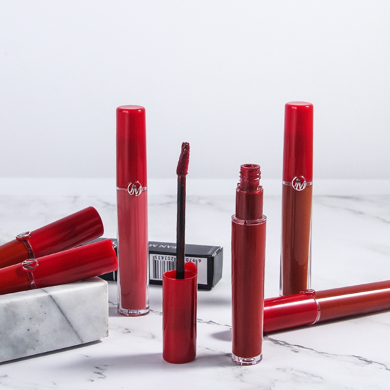 Son Môi Dưỡng Ẩm Lâu Trôi Chống Dính Cốc Thiết Kế Vỏ Màu Đỏ Nhỏ Nhắn Dành Cho Học Sinh