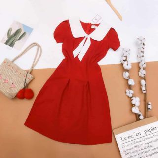 Đầm váy đỏ xoè chiết eo cổ peter pan trắng