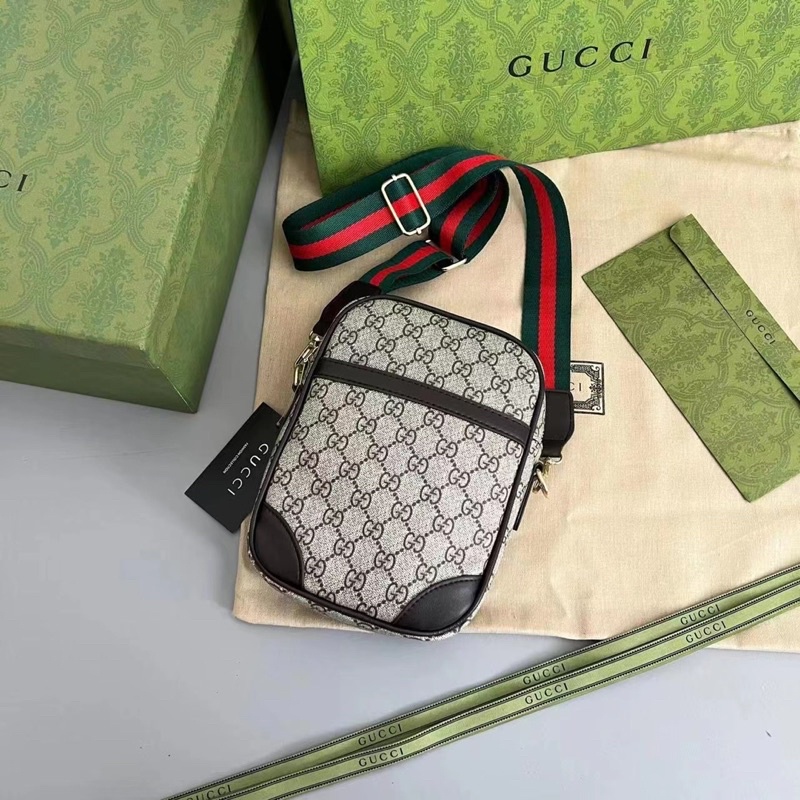 Túi đeo chéo chất liệu da các mẫu