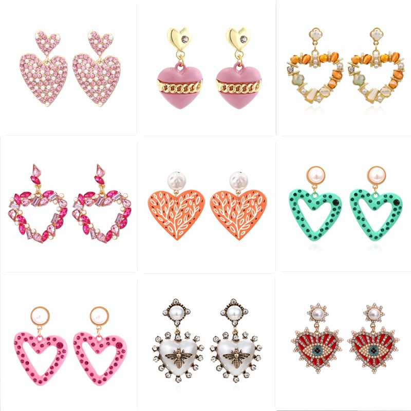 1 Đôi Bông Tai Hợp Kim Hình Trái Tim Đính Đá Nhiều Màu Sắc Phong Cách Baroque Cổ Điển Dành Cho Nữ