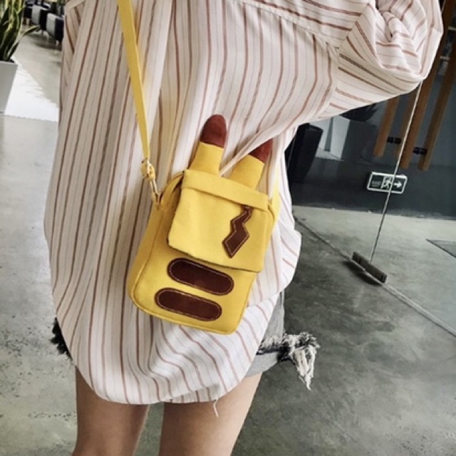 Túi đeo chéo Pikachu cutoe | BigBuy360 - bigbuy360.vn