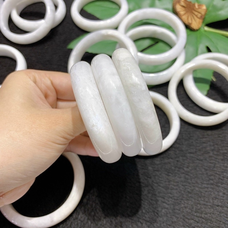 Vòng Kiềng Đá Mặt Trăng Size 50-58mm