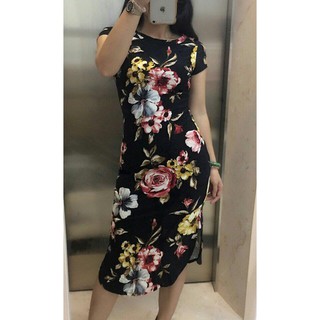 Váy hoa body dáng dài xẻ tà