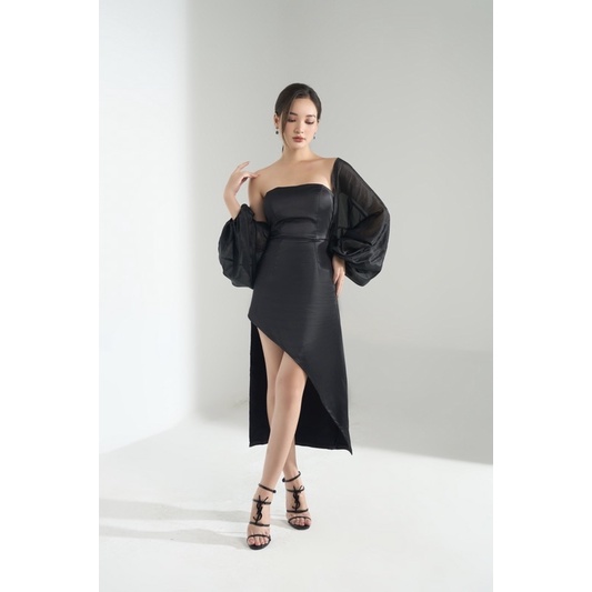 Bộ Váy Lụa Kèm Áo Khoác