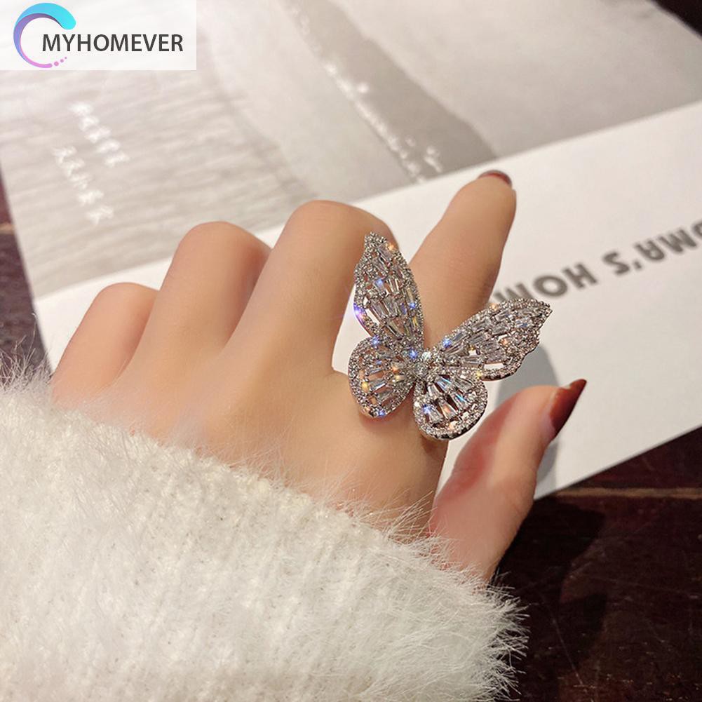 Nhẫn Hở Hình Bướm Đính Đá Zircon