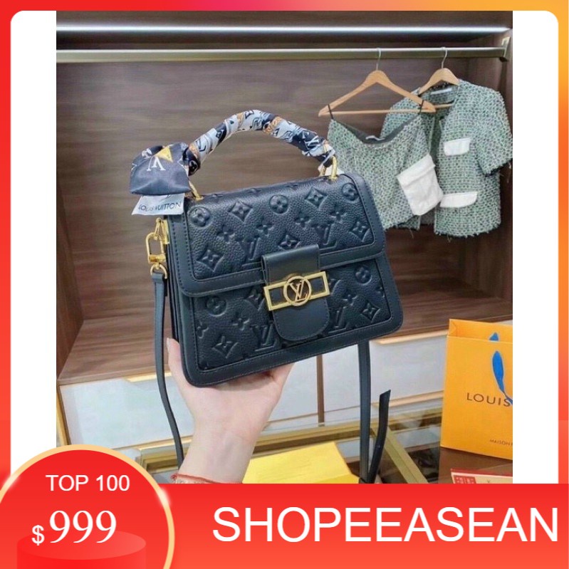 Túi Quai Xách Khoá V Fom Cứng