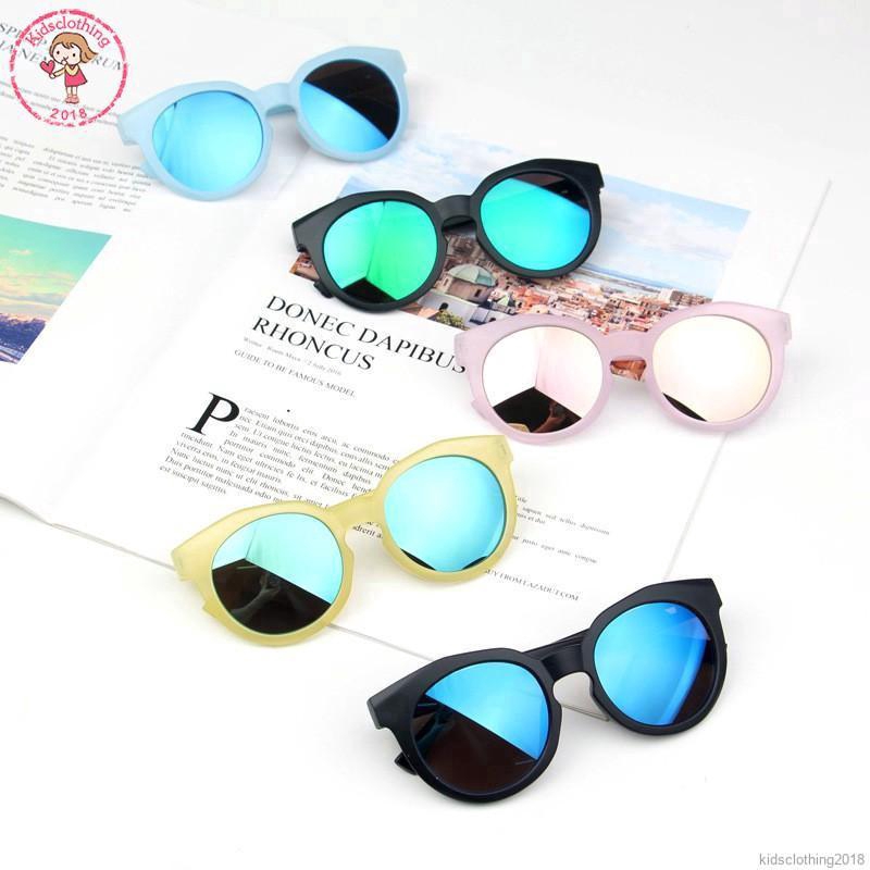 Kính mát chống tia UV cho bé trai và bé gái | BigBuy360 - bigbuy360.vn