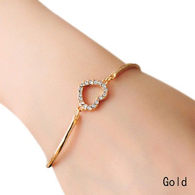 Vòng tay mặt hình trái tim đính đá dễ thương