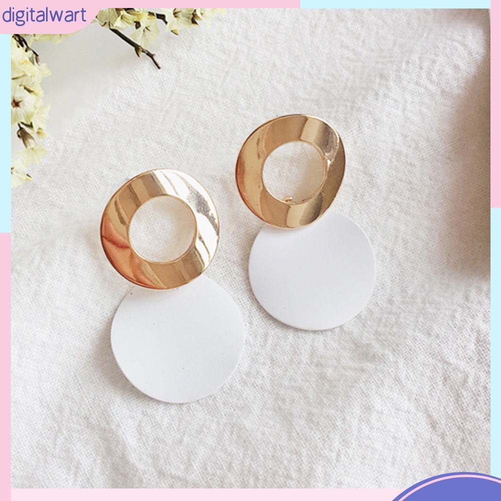 Hoa tai dáng dài thời trang phong cách cho nữ