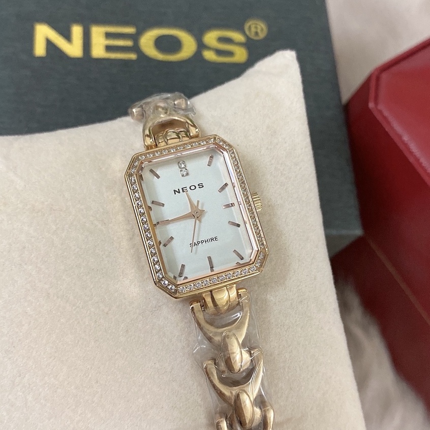 Đồng hồ nữ NEOS thiết kế dây lắc mặt vuông, viền xoàn NEOS N60517AL