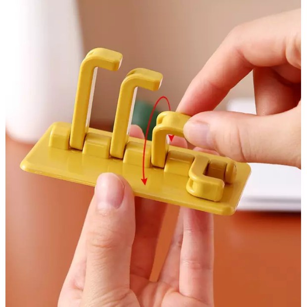 Móc Treo Đồ Dán Tường 4 Nhánh Xoay 180 Độ Hình Cây Thông (Giao Màu Ngẫu Nhiên)