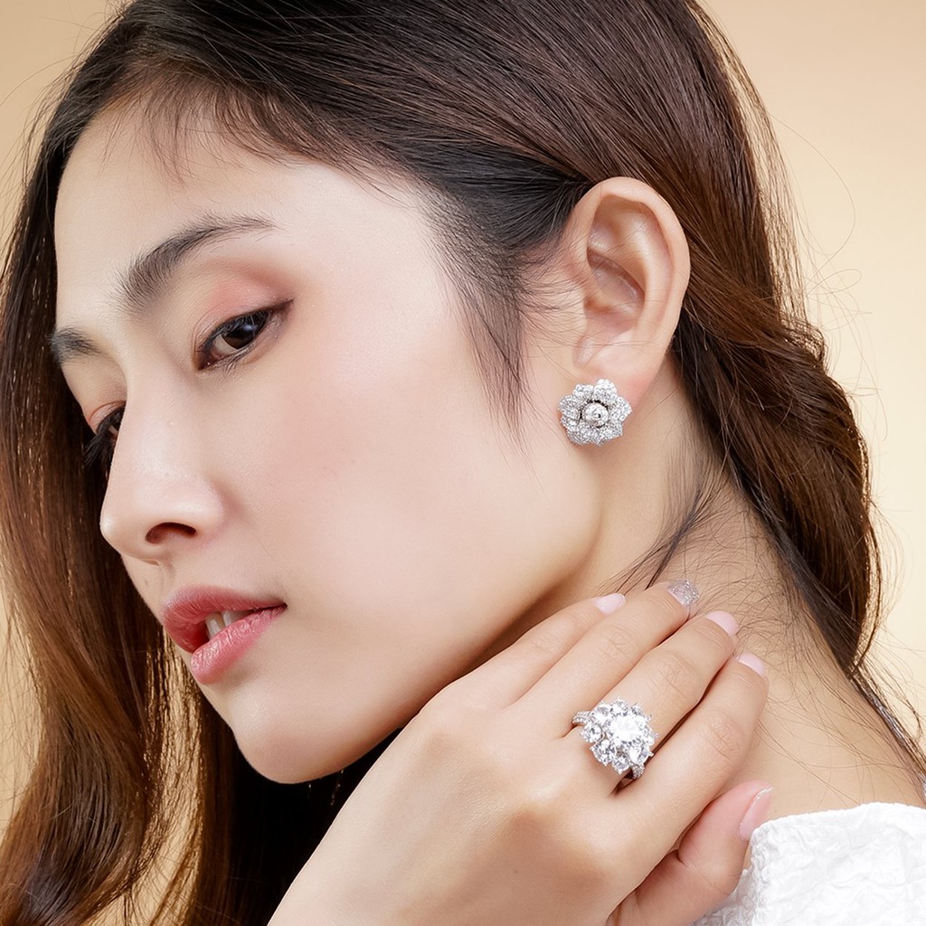 Bông tai nữ UHA mạ vàng trắng , đính kim cương nhân tạo B344160T-165