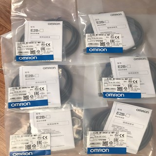 Cảm biến tiệm cận E2B-M18KN16-WP-C1