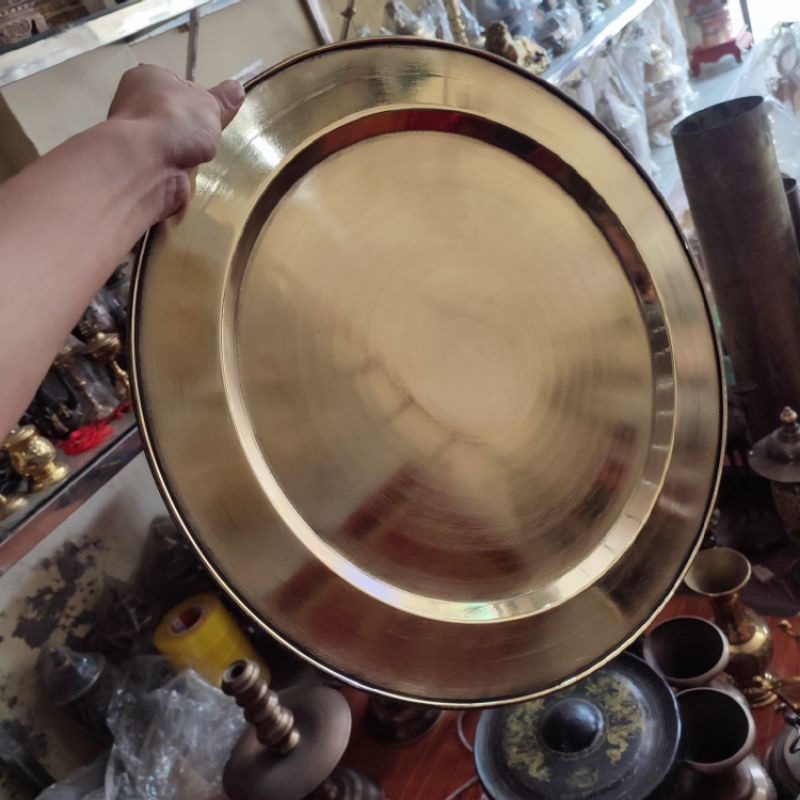 mâm đồng kích thước 45cm nặng khoảng 1,4 kg