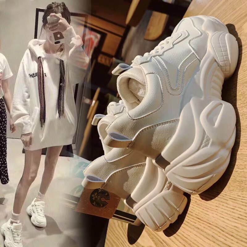 ( mẫu Mới) Giày thể thao kem đế cao