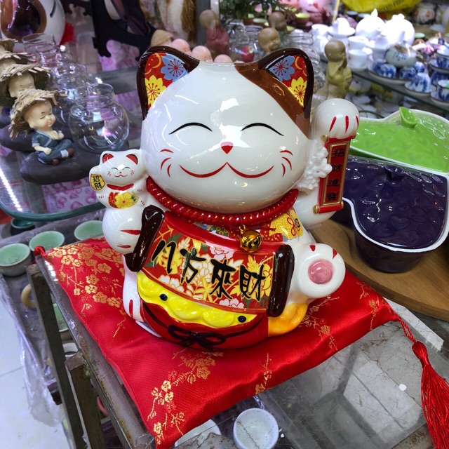 Mèo thần tài Bát phương chiêu tài 20cm (kèm sạc và đệm)