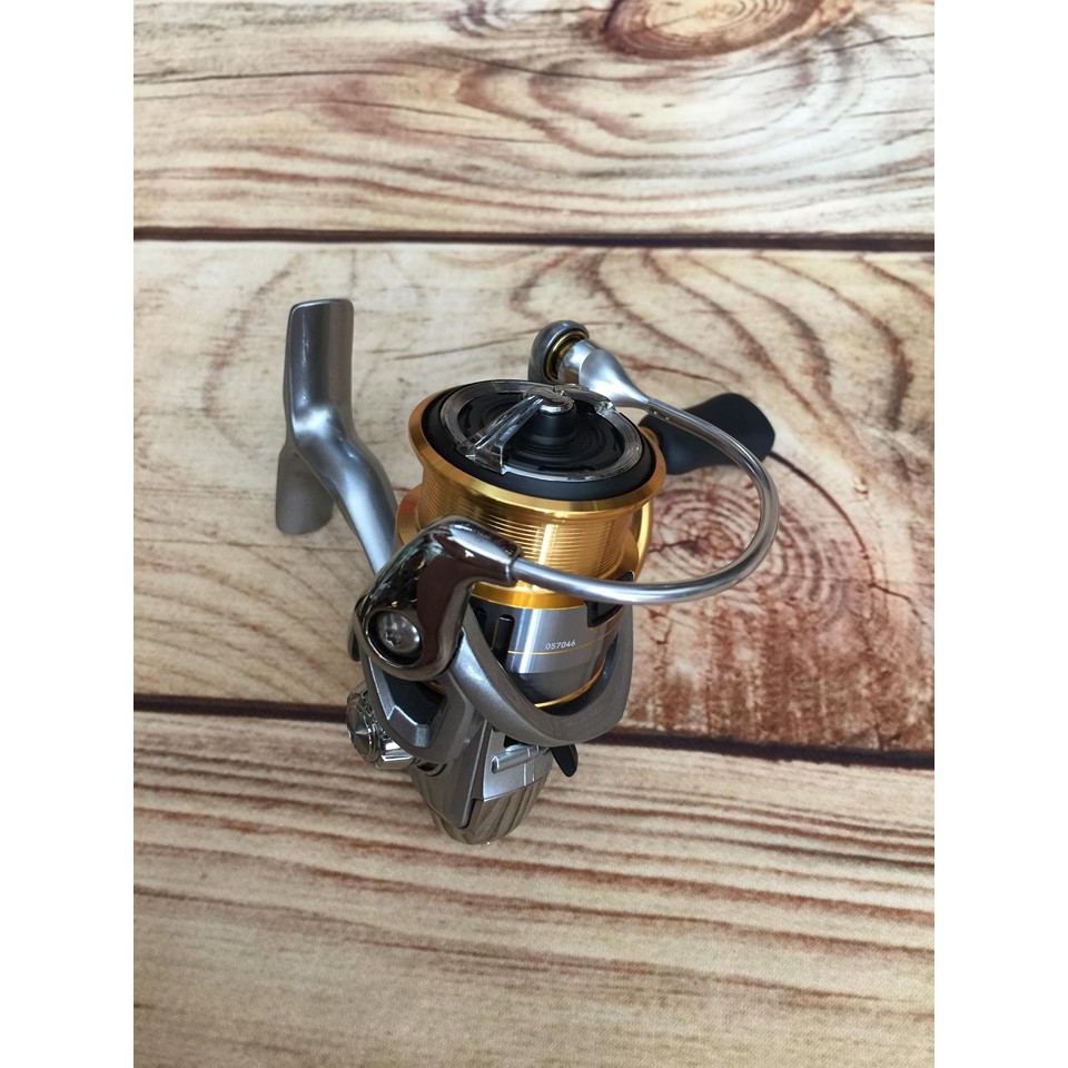 MÁY CÂU DAIWA FREAMS Lt 2000S