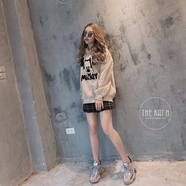 Áo Nỉ có mũ thêu hình Micky chất đẹp | BigBuy360 - bigbuy360.vn