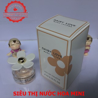 Nước hoa nữ Marc Jacobs Daisy Love EDT 4ml