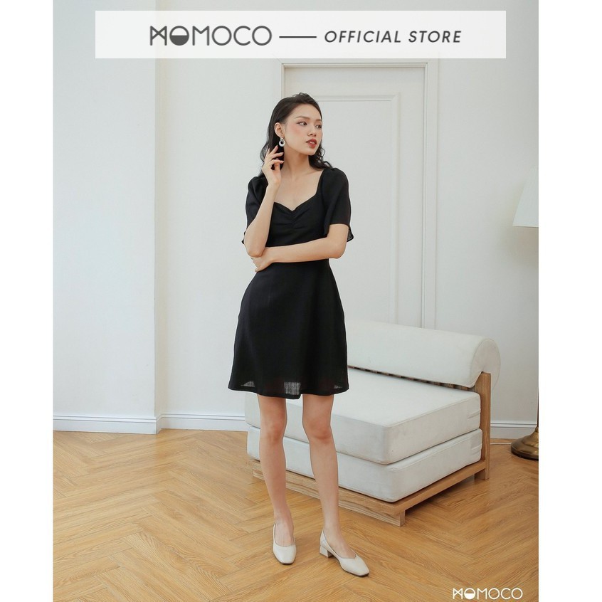 Váy Cổ Vuông Nữ MOMOCO Cắt Eo Tay Bồng Màu Đen M2634