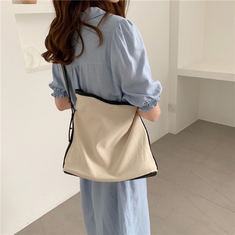 Túi đeo chéo vải canvas quai da 2in1 kèm ví nhỏ (có sẵn)