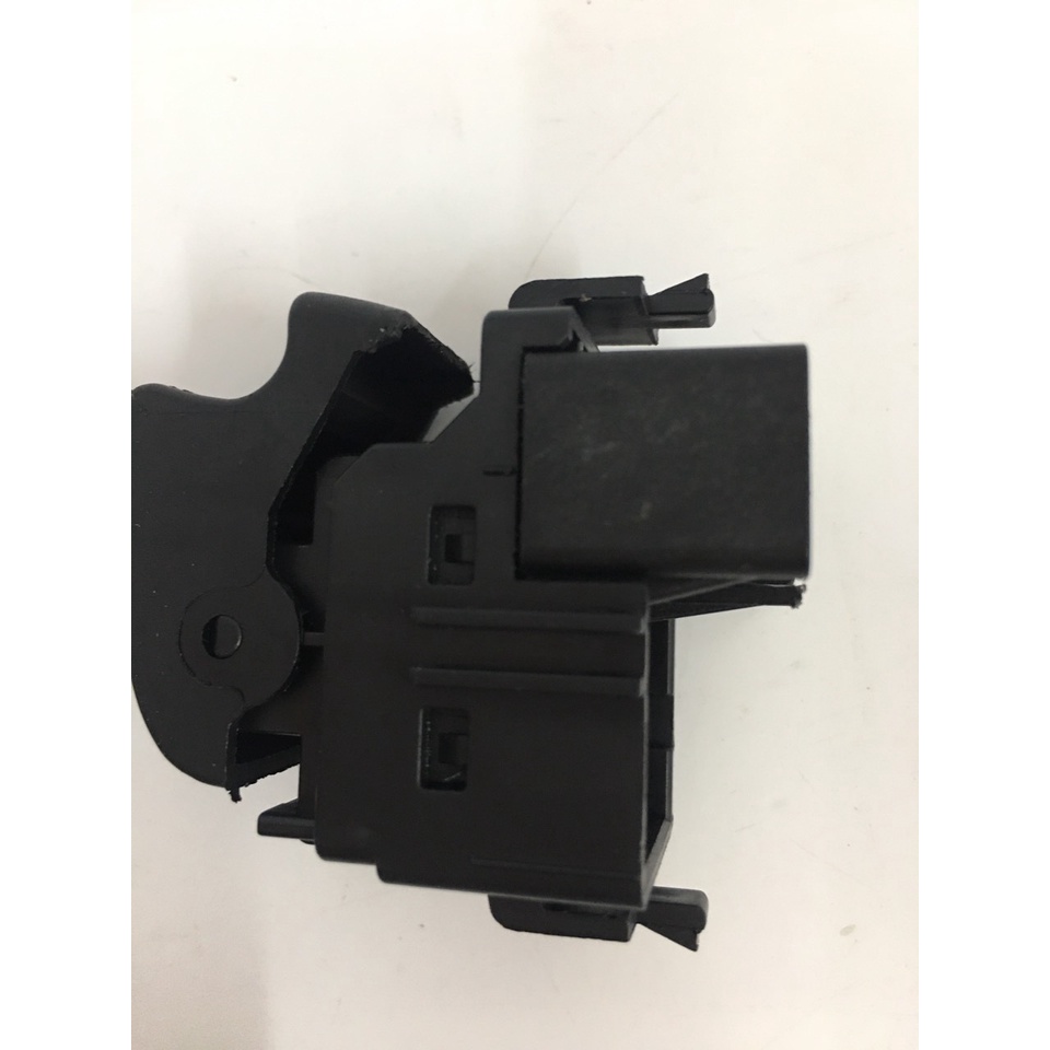 ✅GIÁ TỐT✅Công Tắc Đơn Lên Xuống Kính Toyota Dành Cho Dòng Xe Innova/Hilux/Vigo/Fortuner Mã 84810-0K010