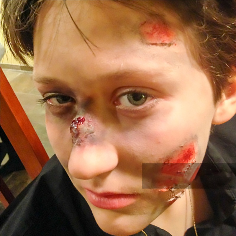 Sáp Tạo Hiệu Ứng Vết Sẹo Hóa Trang Halloween Độc Đáo