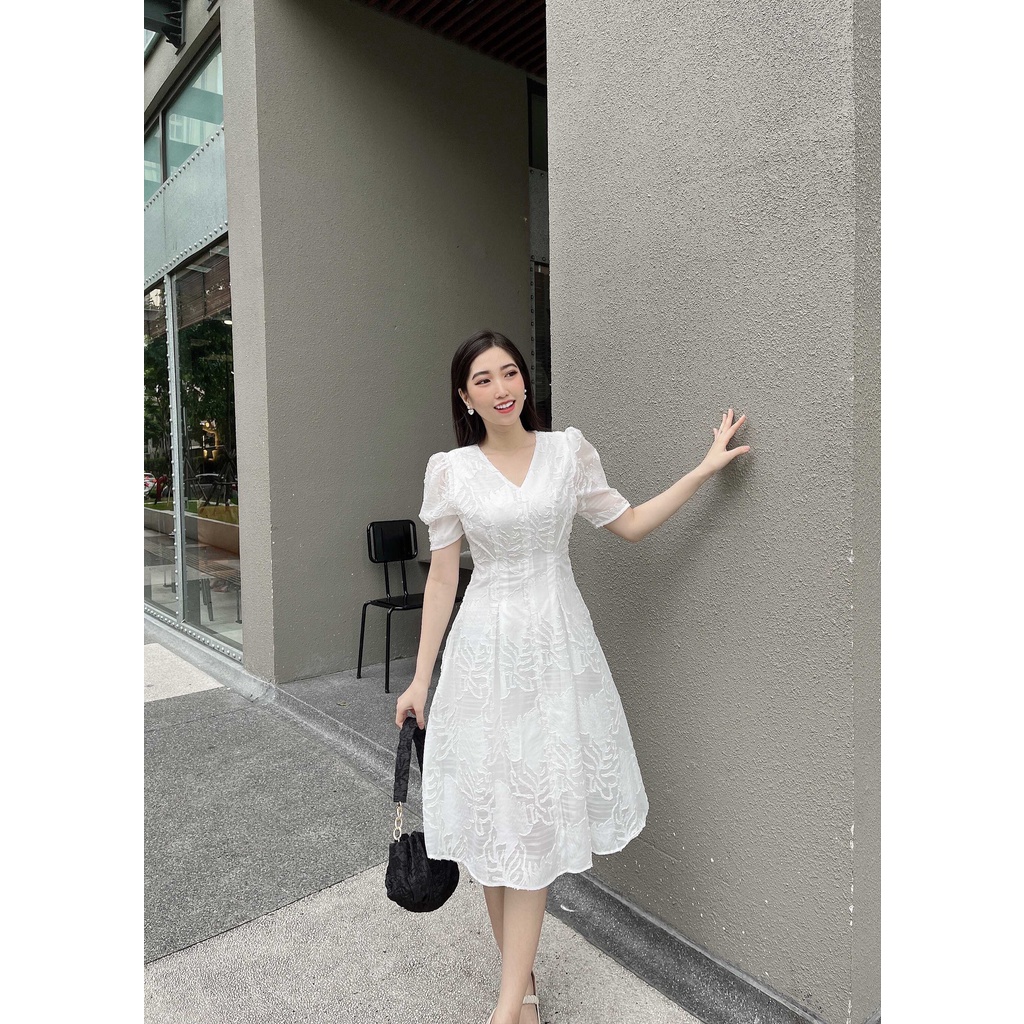 Đầm nữ dạo phố, dự tiệc cổ V, dáng xòe .siêu sang chãnh - TT002