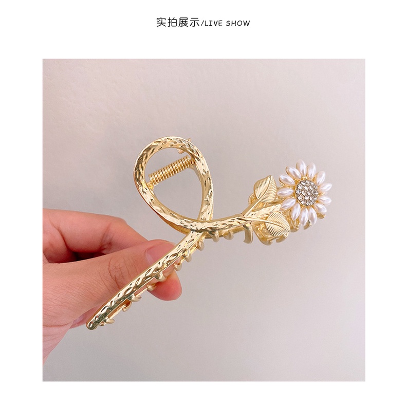 Kẹp tóc nữ kim loaị mẫu mới giá rẻ hình hoa cúc thanh lịch lịch sự đi du lịch tiện lợi K342