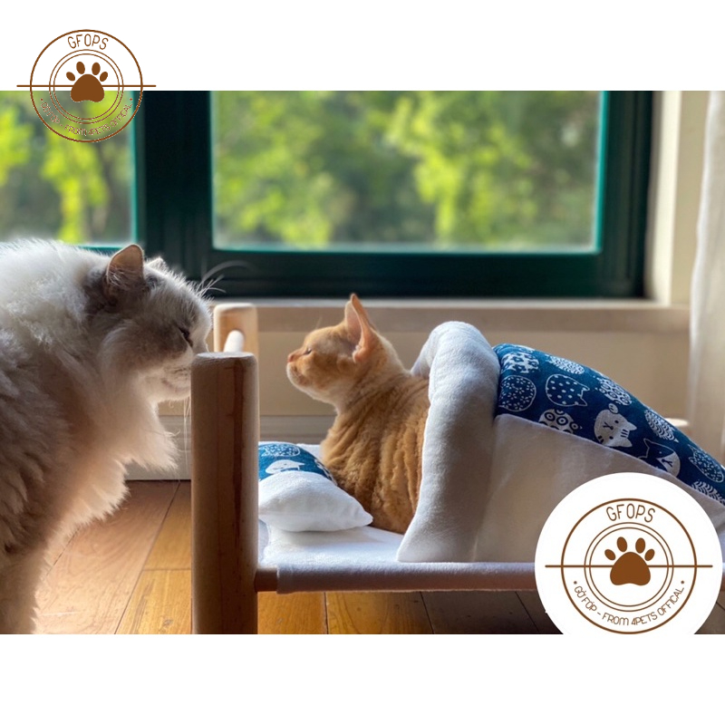 Ổ nằm đệm cho mèo size lớn hình chiếc giường ngủ kèm bóng chơi giảm stress - 4pets official