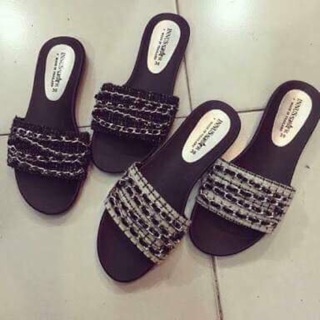 Dép xích Thái Lan