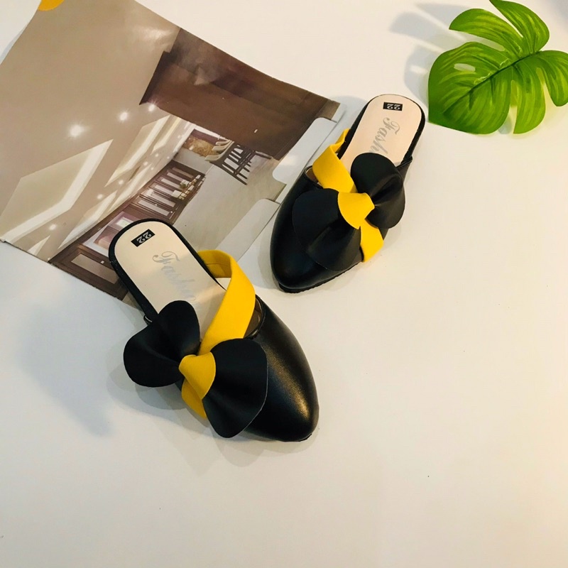 Sục mũi nhọn trẻ em nơ