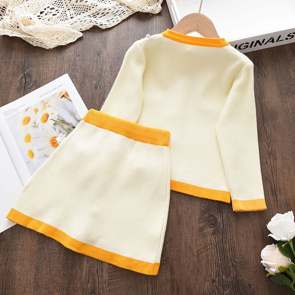 BEAR LEADER Bộ Áo Cardigan 2 Dây Phối Chân Váy Chữ A Màu Trơn Thời Trang Thu Đông Mới Cho Bé Gái 3-7 Tuổi
