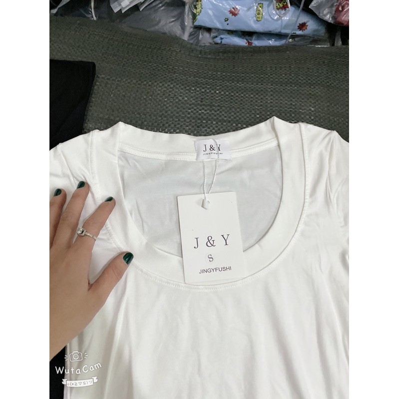 Áo phông cổ vuông 3 màu dành cho nữ | BigBuy360 - bigbuy360.vn