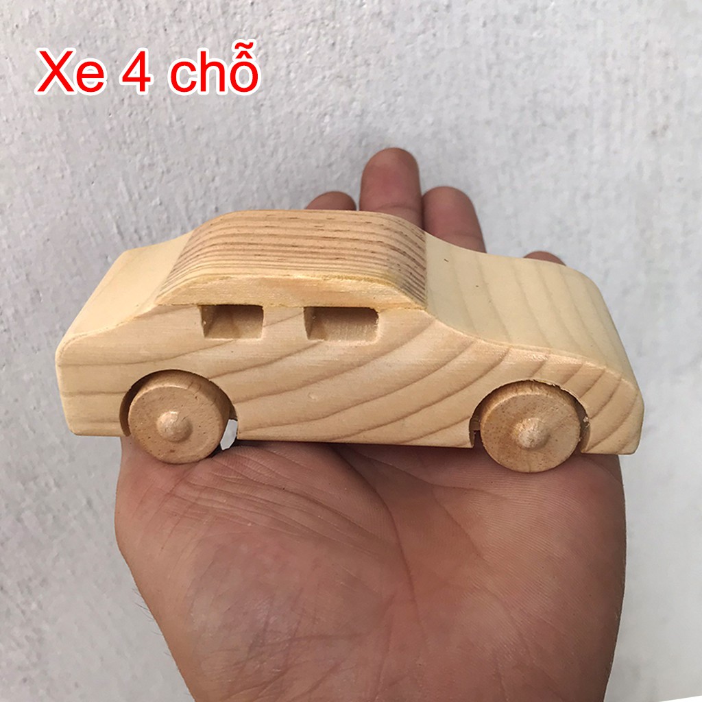 Xe đồ chơi gỗ an toàn cho bé - Xe oto 4 chỗ