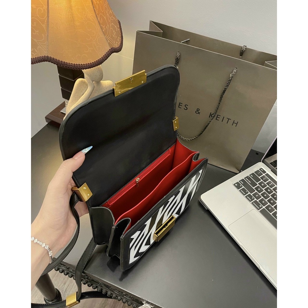 Túi xách đeo chéo nữ cao cấp sang trọng đi chơi phong cách thời trang hàn quốc DC389