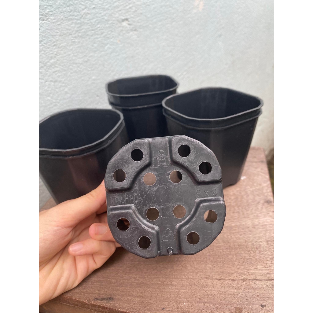 Chậu Nhựa Vuông Cứng Màu Đen Thoát Nước - Chậu Nhựa Trồng Cây Nhiều Lỗ Thoát Nước - Chậu Nhựa Mini Màu Đen