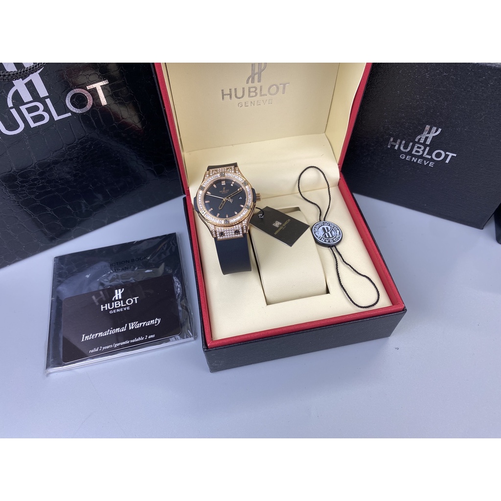 Đồng hồ nữ Hublot Fushion Classic Quartz mặt khảm đá ống cao cấp